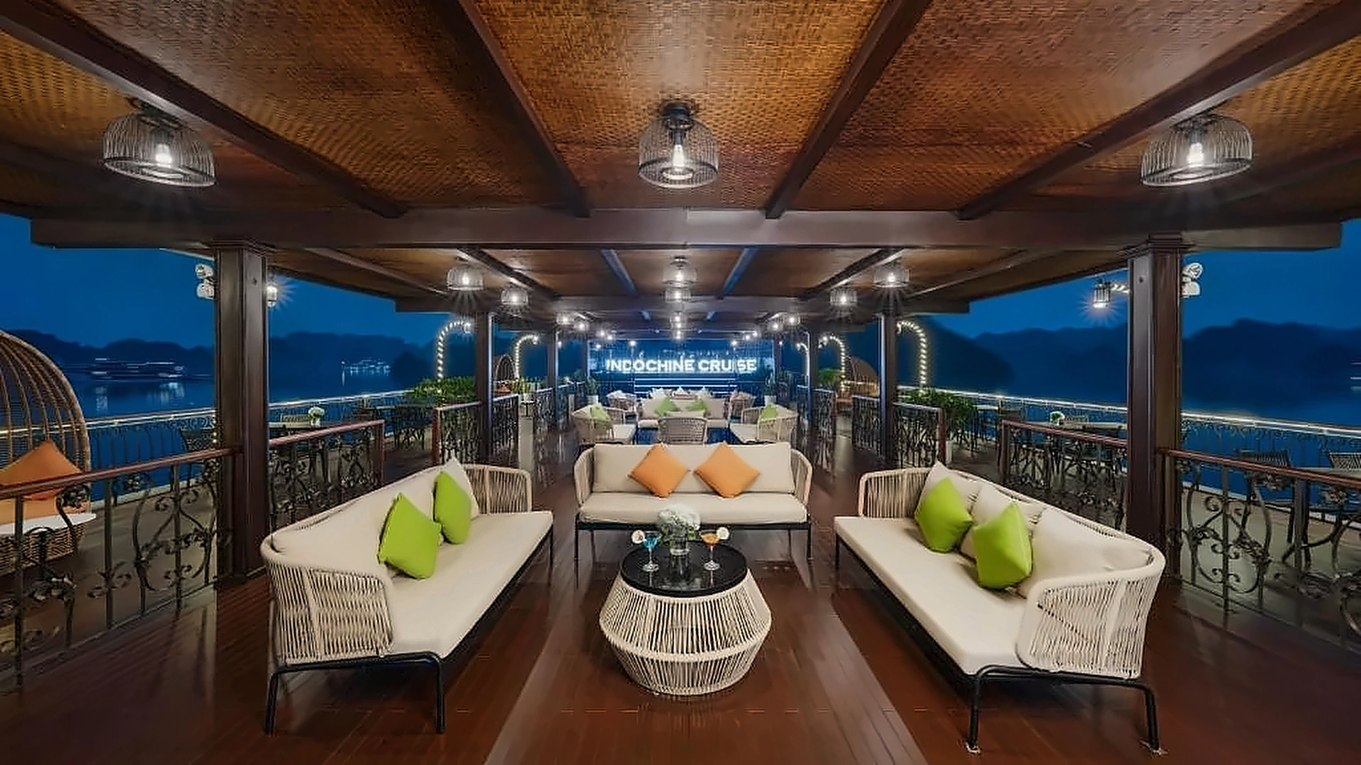 2D1N & 3D2N | Luxury relaxing in Indochine Grand Cruise in Lan Ha Bay